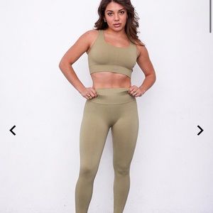 COPY - Set Active Leggings with Tube Top